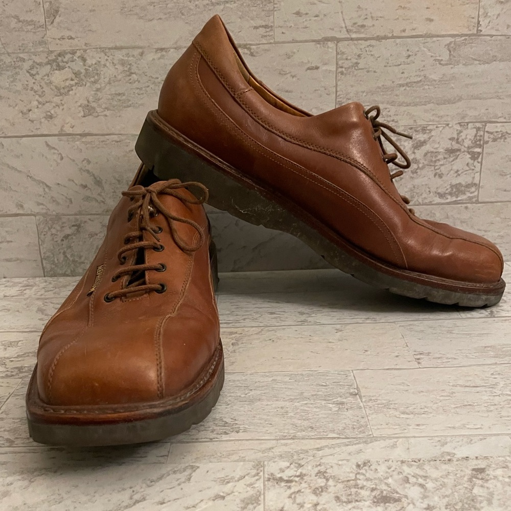 Mephisto mens shoes size 12.5, leather used in great condition no rips or tears